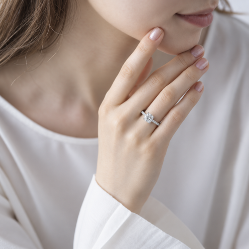 MODIAN｜モアサナイト 1ct クッションカット ソリテールリング Silver925